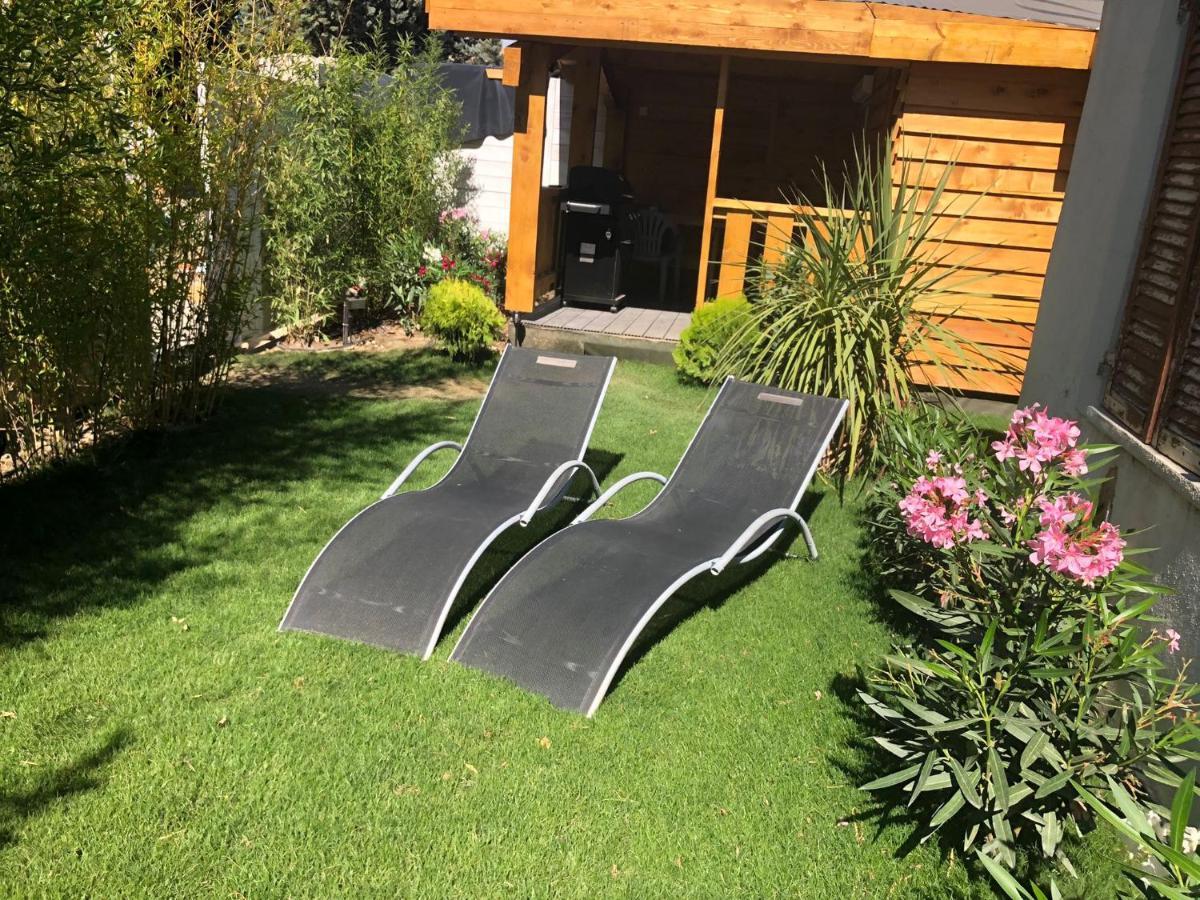 Chalet Mont Ventoux Et Chalet Vip Camaret-sur-Aigues Pokoj fotografie
