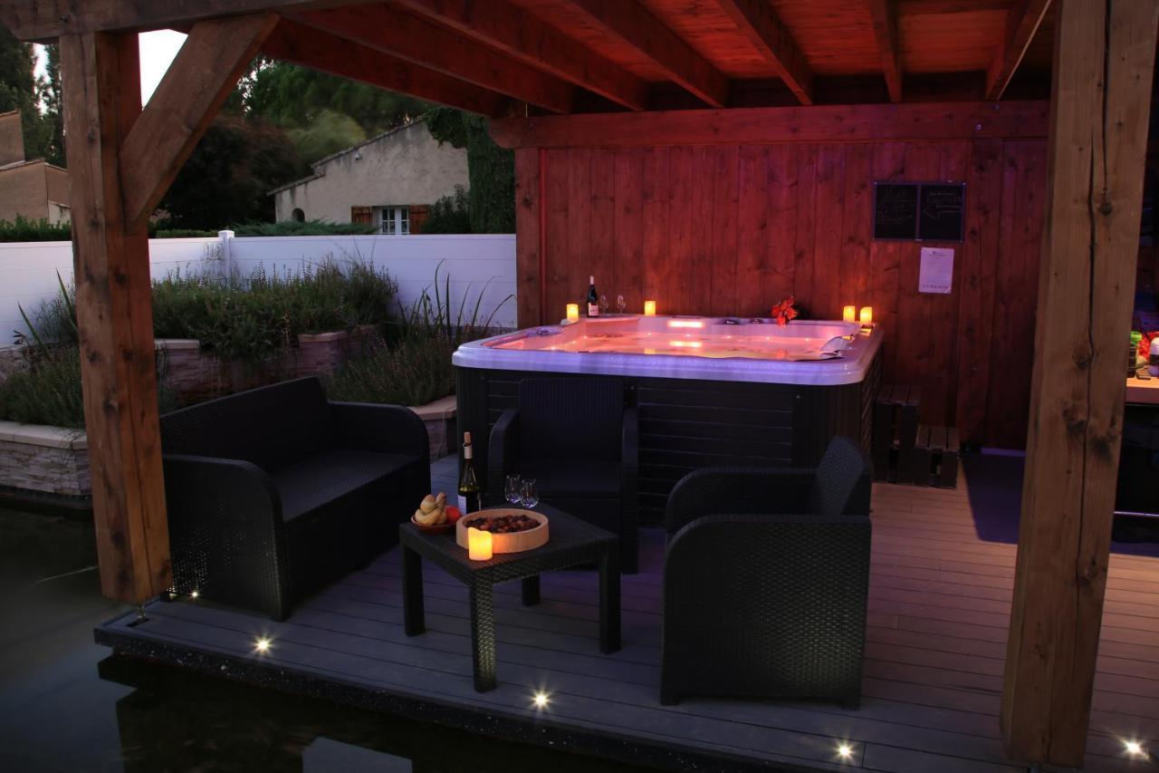 Chalet Mont Ventoux Et Chalet Vip Camaret-sur-Aigues Exteriér fotografie