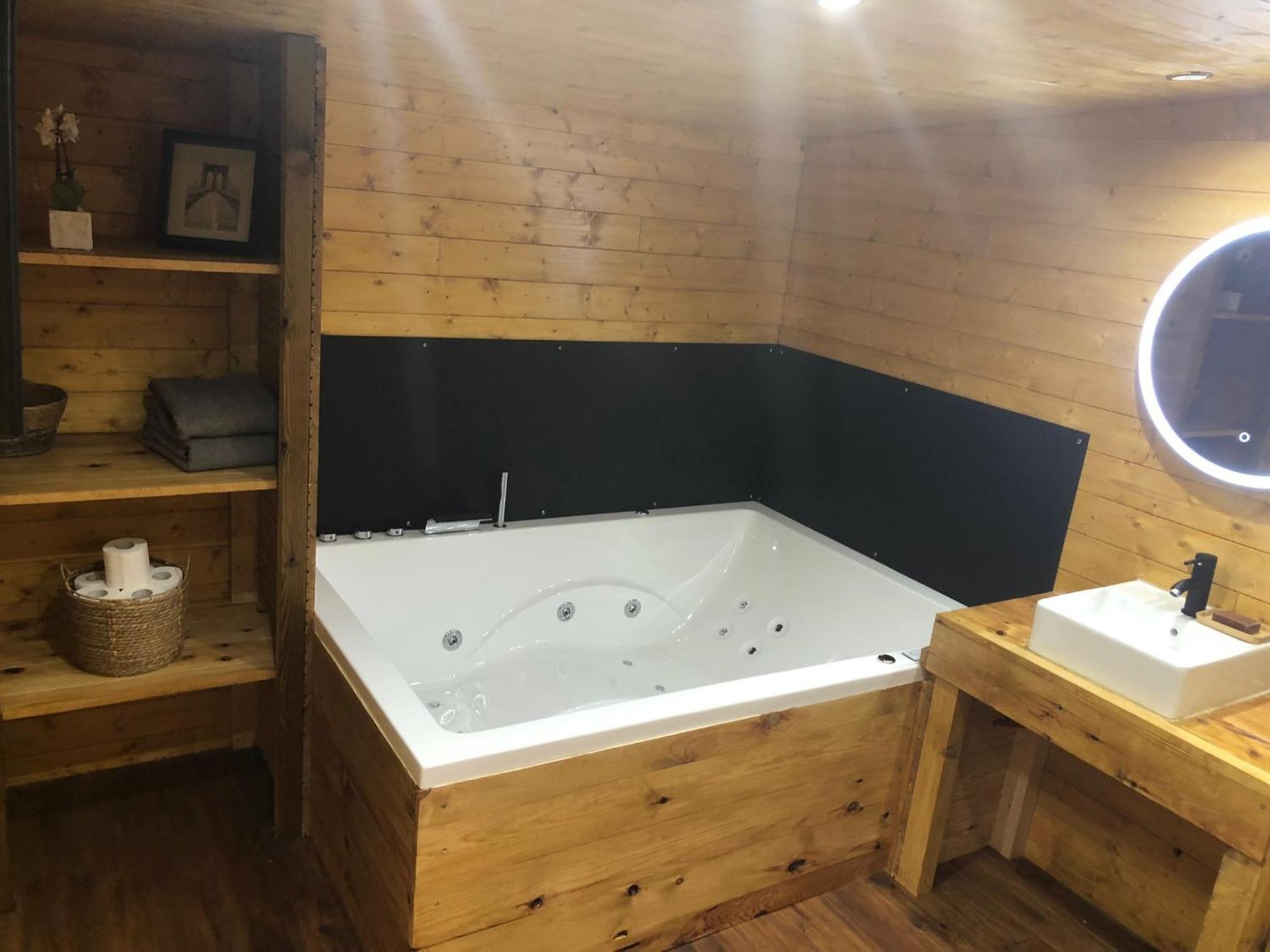 Chalet Mont Ventoux Et Chalet Vip Camaret-sur-Aigues Pokoj fotografie